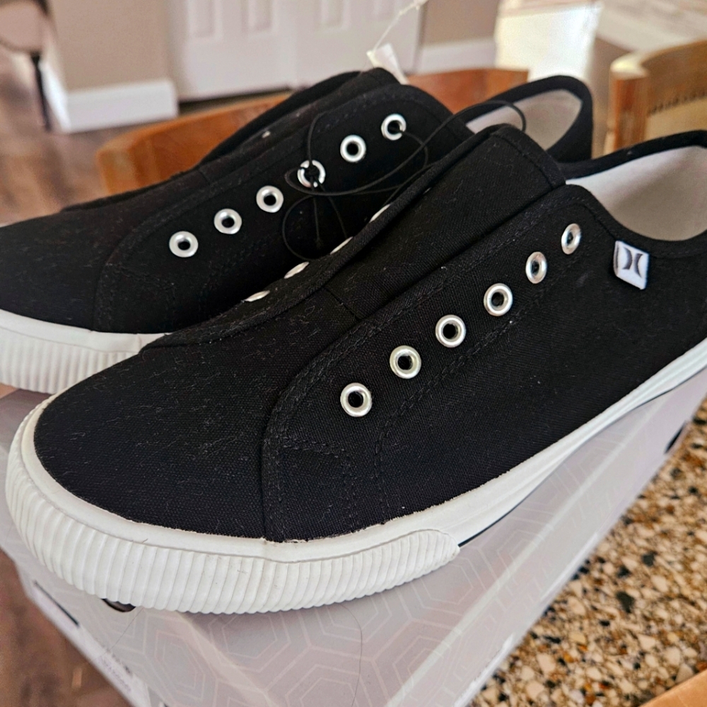 Women's Hurley Slip-on Tennis Shoes